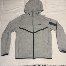 Nike Tech Men's Fleece Windrunner Full-Zip Jacket