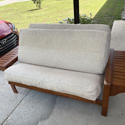 Used futon / FREE MUST PICK UP
