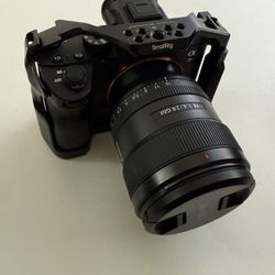 Sony A7RIII w/ 24mm G Master & Cage