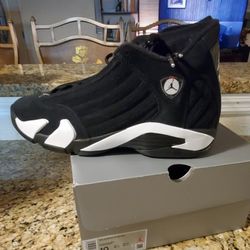 AIR JORDAN 14 RETRO BLACK WHITE MEN SIZE 10