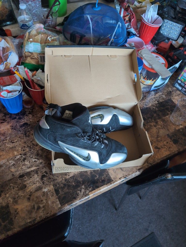 Nike W Air Max Dawn Sz8