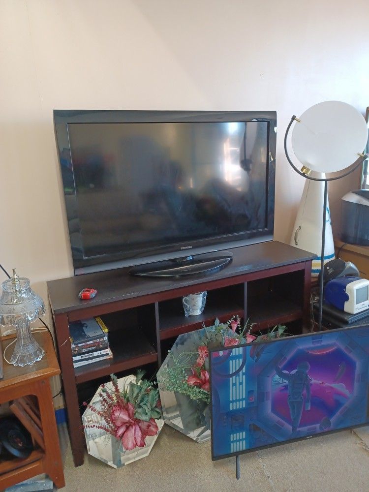 52" Toshiba