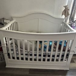 White Crib 