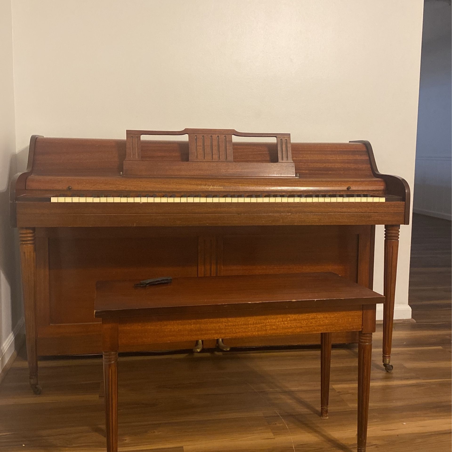 Pratt Read and Co upright piano
