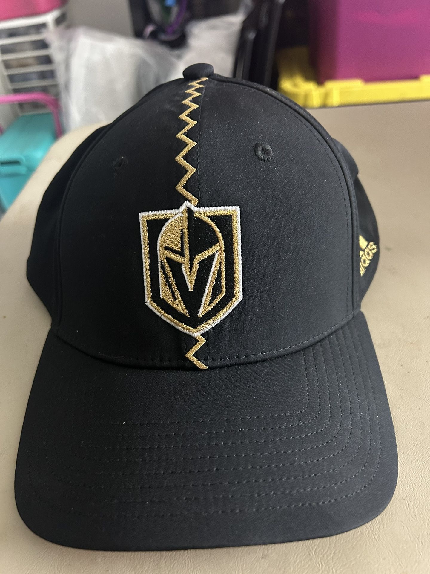 Golden Knights men’s fitted hat size extra large