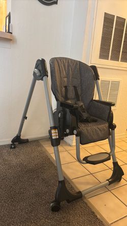 Baby High Chair with Harness and Footrest