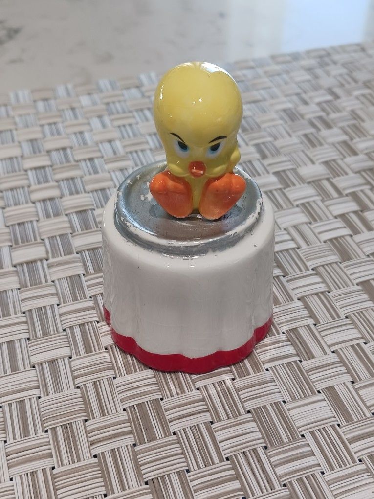 Vintage "Tweety Bird Salt Shaker