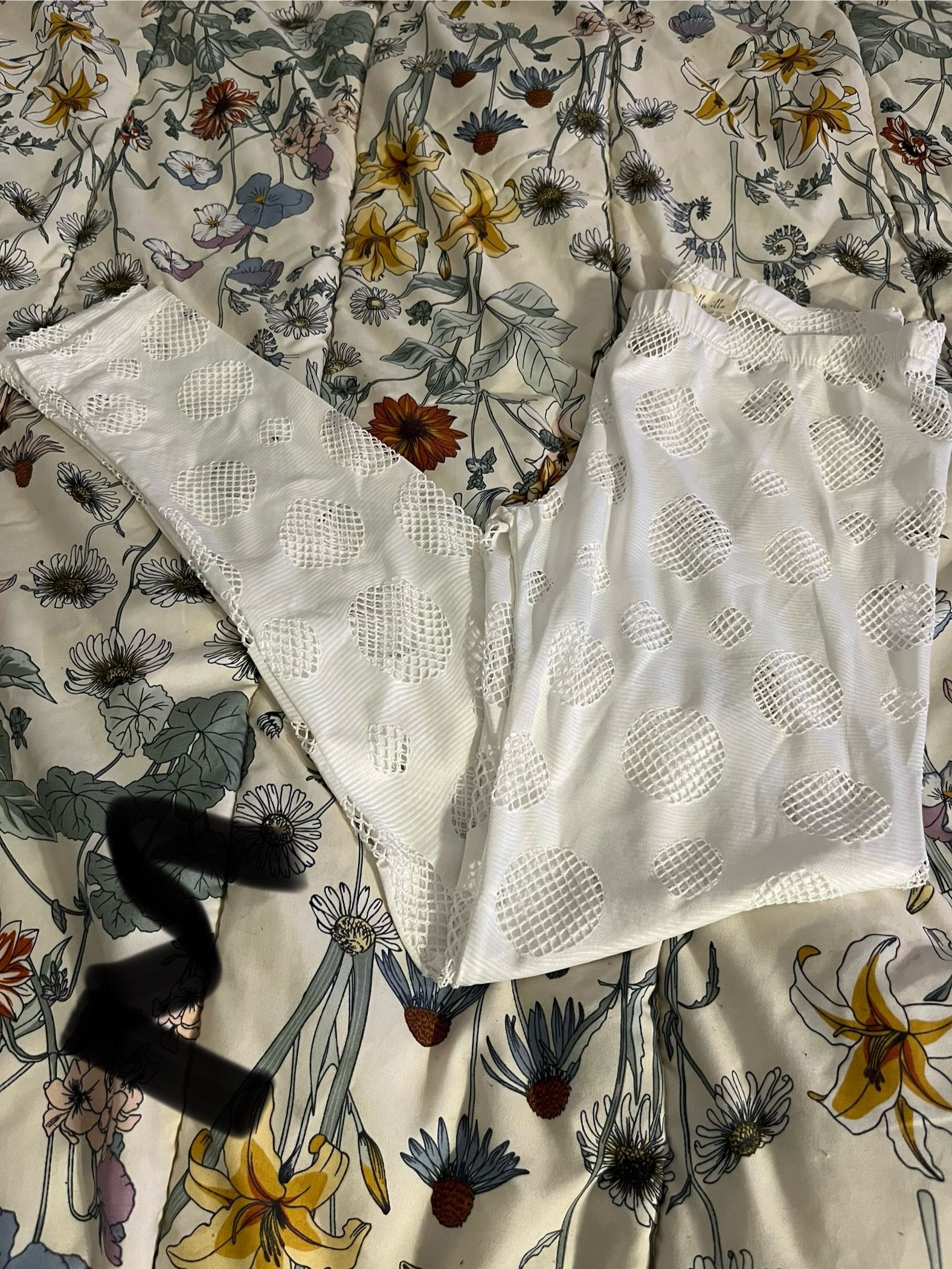 White Holes Leggings 