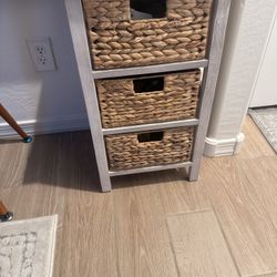 Tiny Shelf 