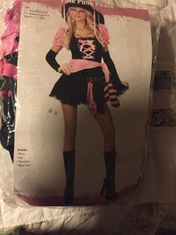 Pirate custom