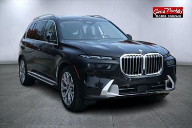 2023 BMW X7