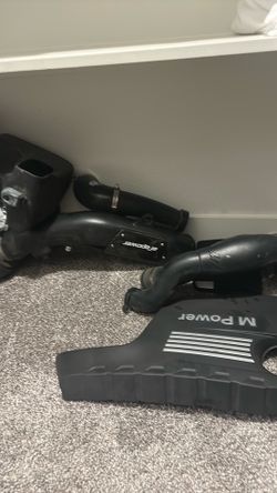 S55?BMW M4 parts  upgrades intake charge pipe  mirror caps carbon fiber