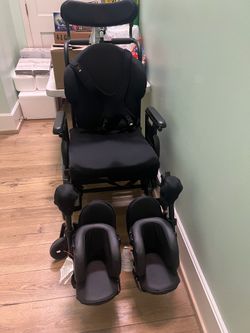 Quickie Iris Wheelchair