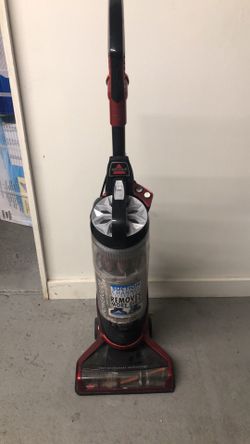 BISSELL VACUUM WORKS GOOD LIKE NEW