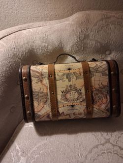 European Map Wooden Suitcase