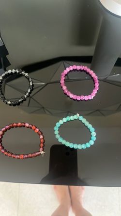 4 bracelets