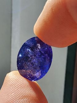 Tanzanite 20.5cts oval faceted stone