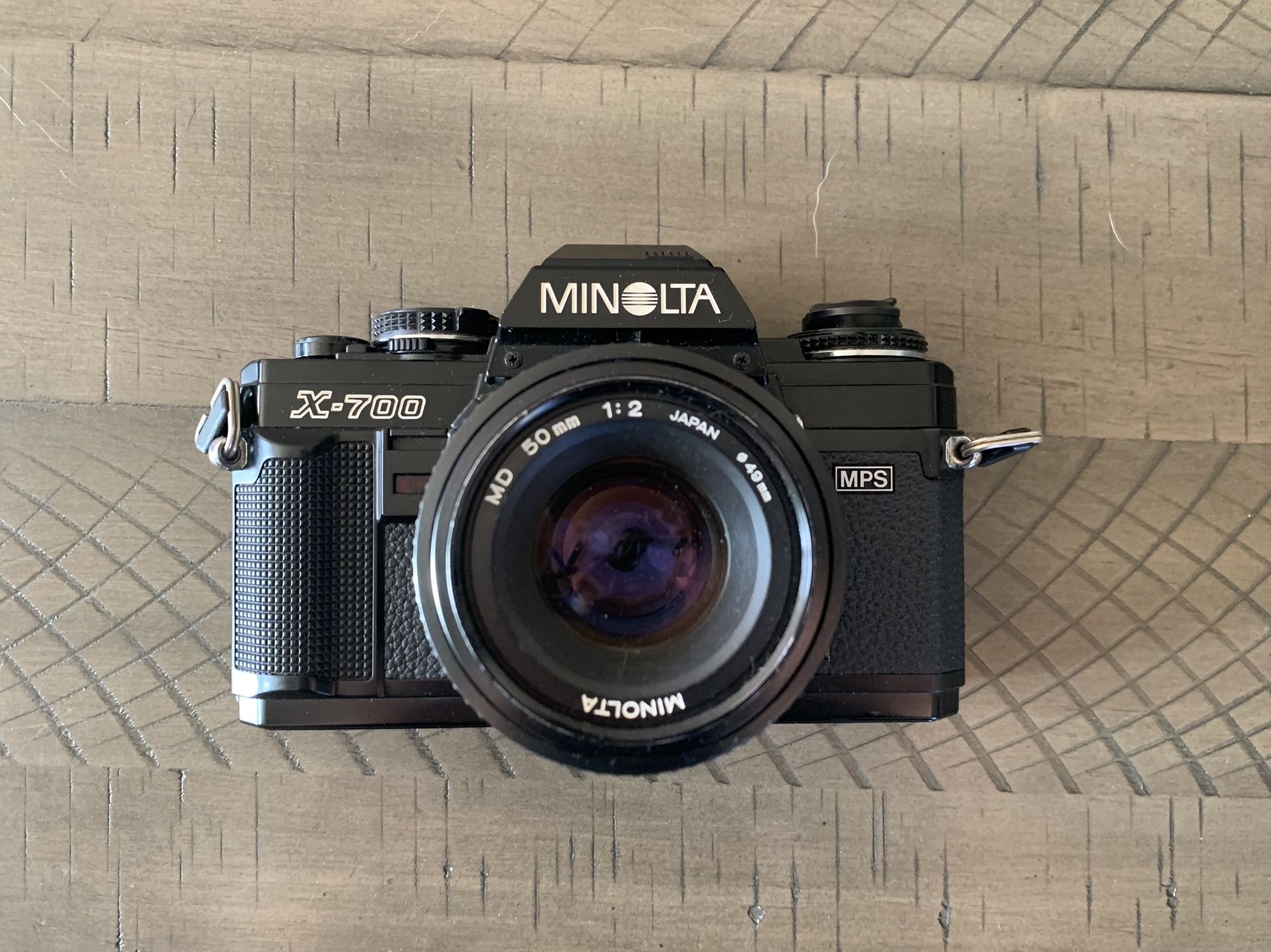 Minolta X700 (Film Tested)