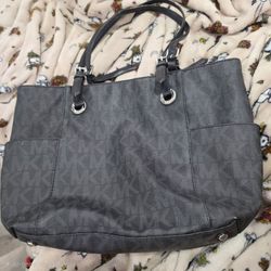 Michael Kors Jet Set Monogram Tote Bag (Black/Silver)