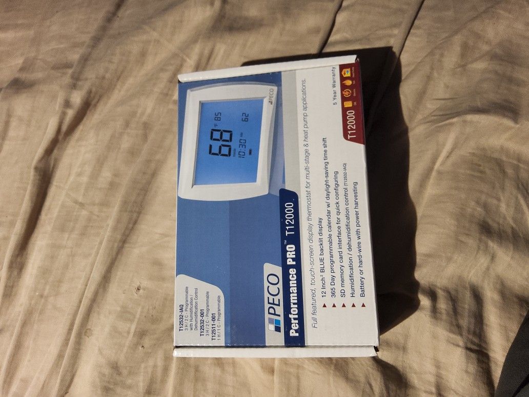 Thermostat By Peco With Dehumidification Control LED