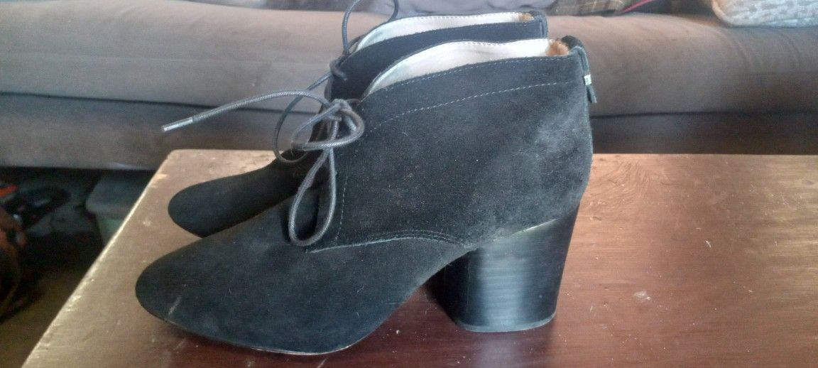 French Connection Dinah Black Suede Ankle Boots Size 8.5