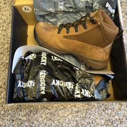 Brand New Rocky Spike Big Kid Waterproof Outdoor Boot, Size 5M