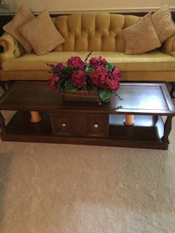 Thomasville gold tuft sofa