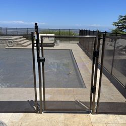 Custom Removable Pool fence