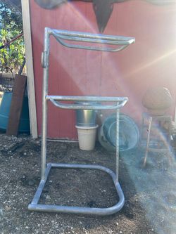 Saddle rack two tier