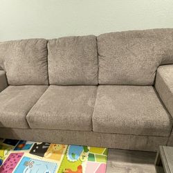 Oates Sofa&Loveseat