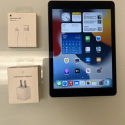 Apple iPad Air 2 Black 32GB + New Charger And Wall Plug 
