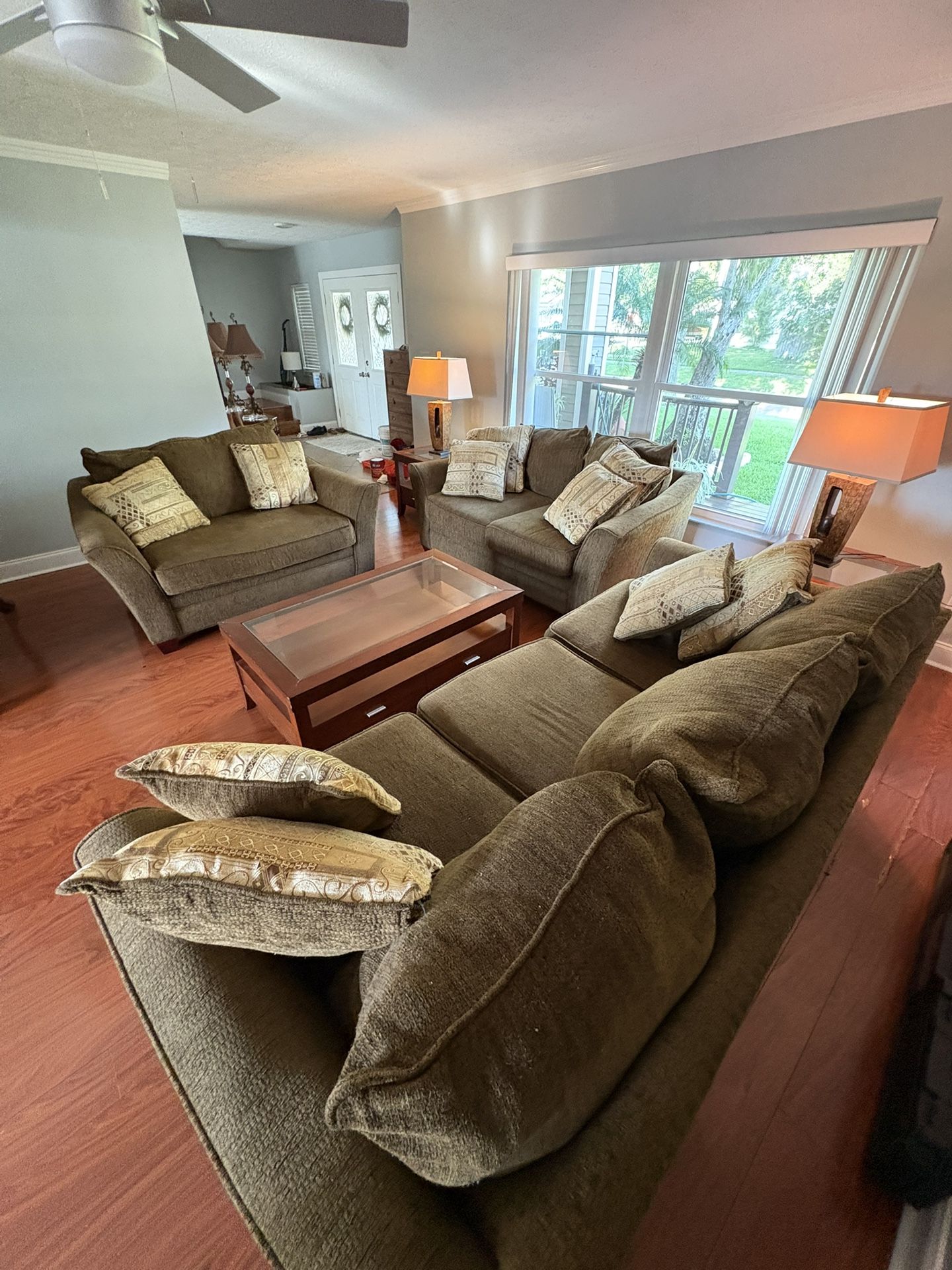 Living Room Set 6 Piece’s