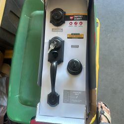 Kwikset Montara Venetian Bronze Single Cylinder Door Handleset with Juno Entry Door Knob Featuring SmartKey Security Store SKU# 1001-536-209