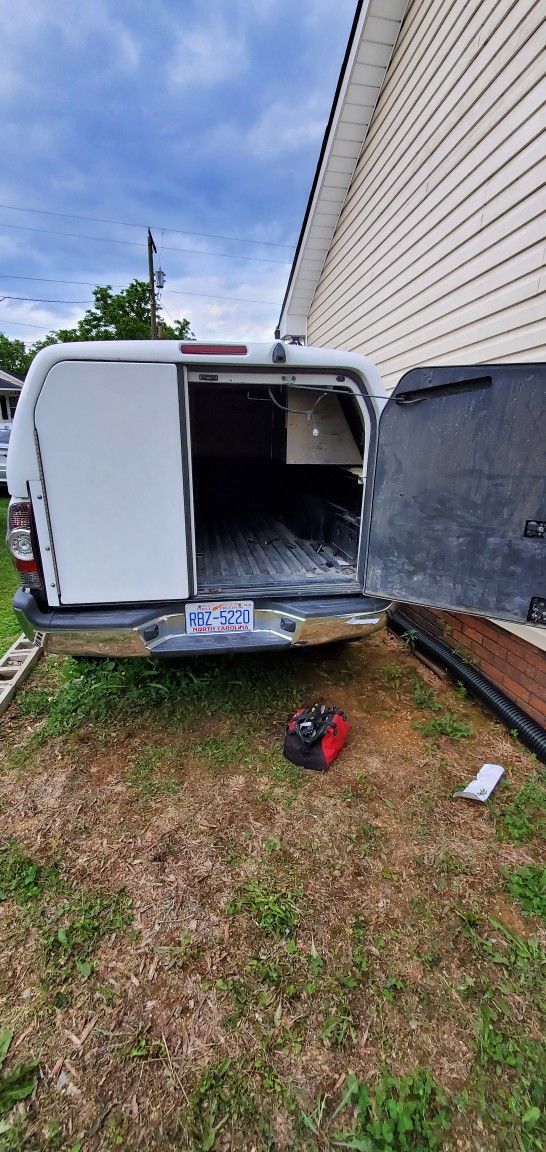 Toyota Tacoma Camper 2005 to 2013 