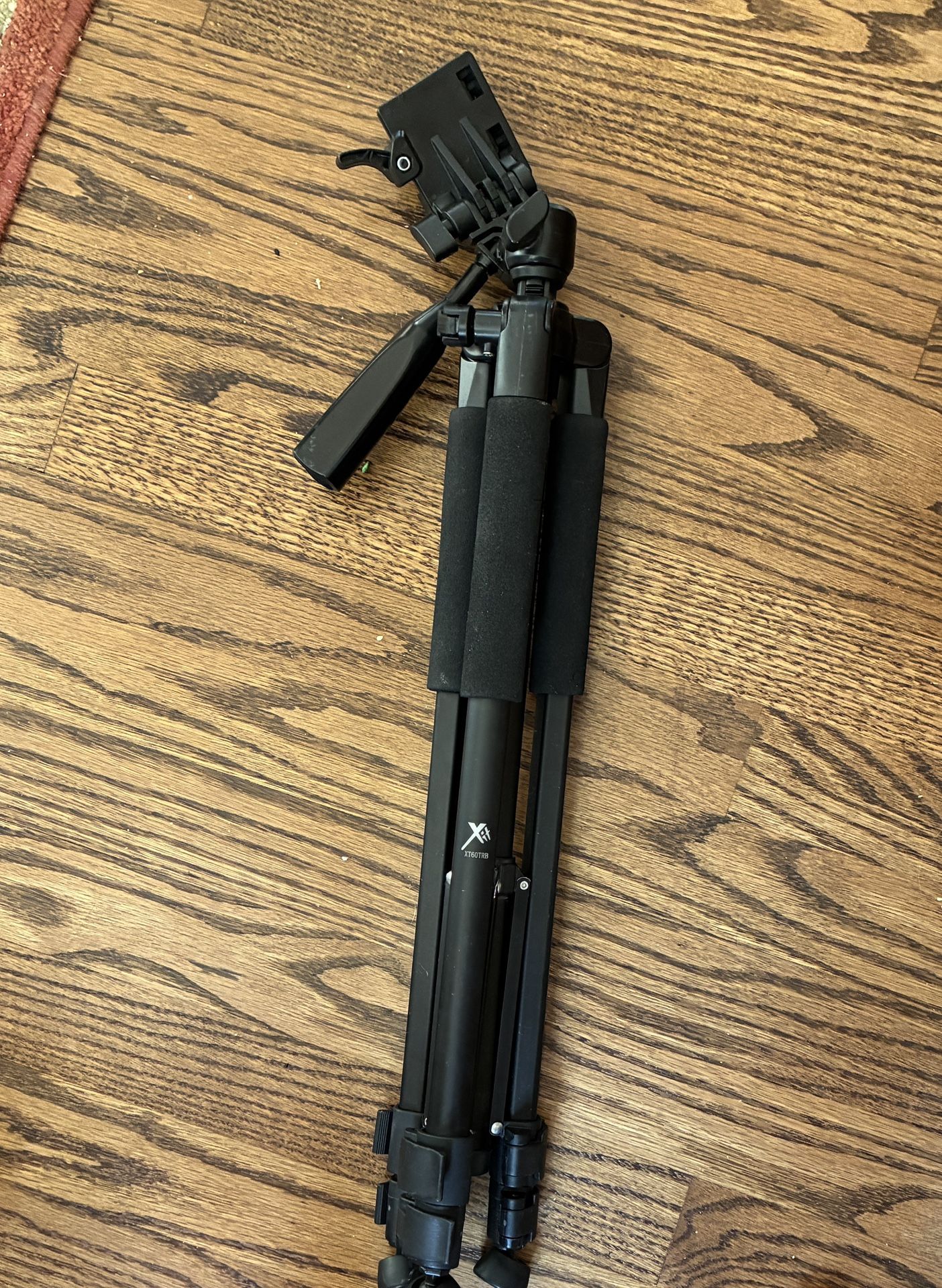 Camera Tripod 60” Cut XT60TRB