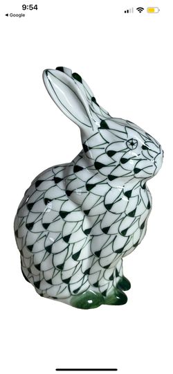 Vintage Andrea by Sadek Green Fishnet Bunny Rabbit Figurine Hand Painted 5.5”