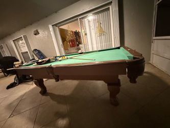 Pool table