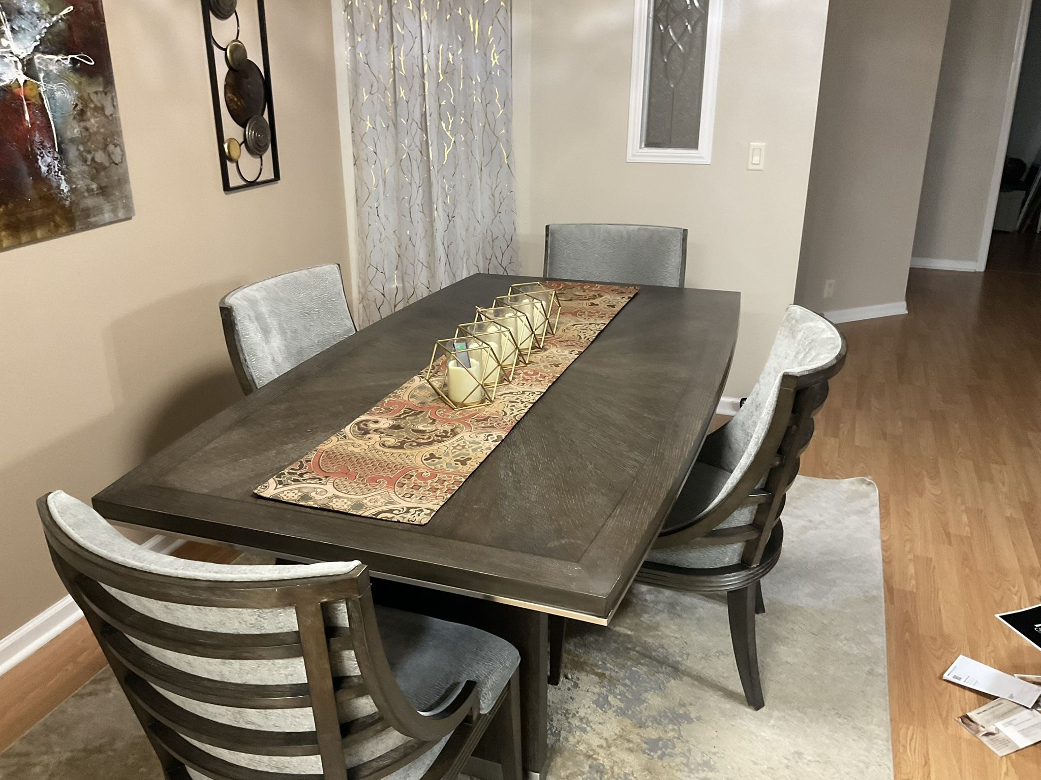 Beautiful 5 Piece Dining Set