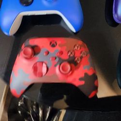 Red Camo Xbox Controller 