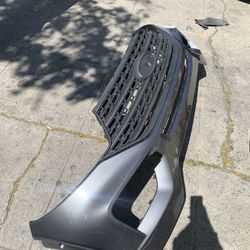 2020-2022 Ford Explorer Front Bumper And Grille