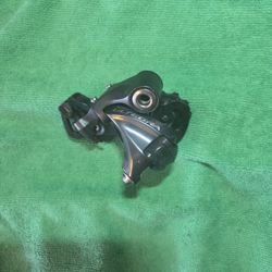 Ultegra R8000 Short Cage Rear Derailleur- In Great Condition