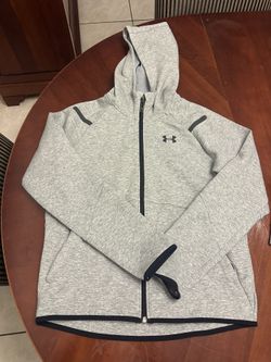 Under Armour Boys YL Outfit