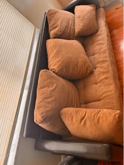 Sofa / futon with 2 ottomans