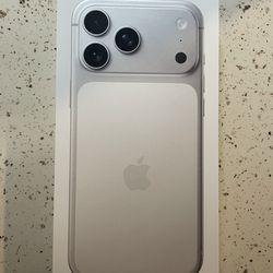 Iphone 17 Pro Max 512GB Silver Unlocked  No Open Box