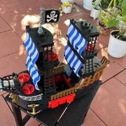 FISHER Price PIRATES SHIP 15 Dollars 