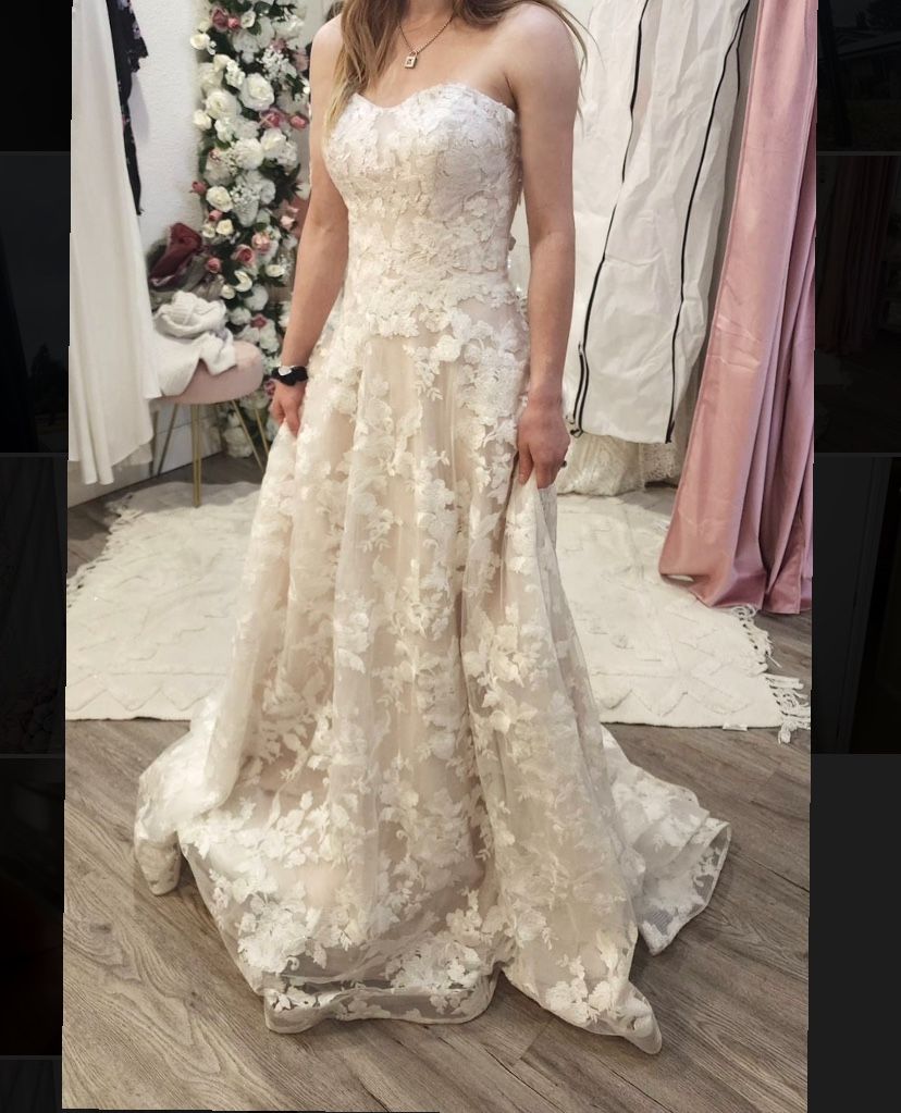 NEW Lace Wedding Dress Size 2