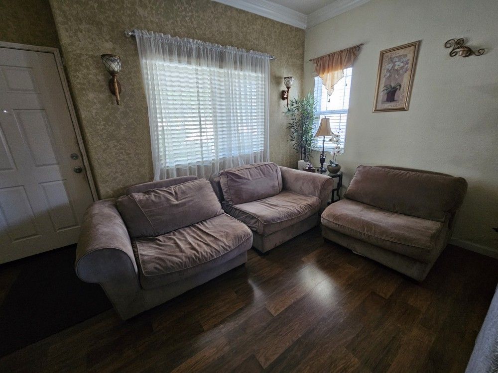 Couch Set