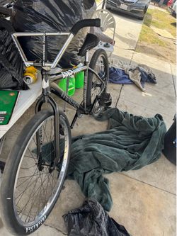 Throne bike