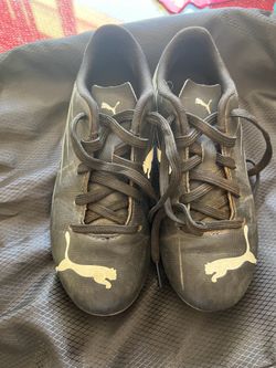 Boy soccer shoes