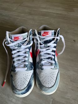 Nikes blue Jean & red